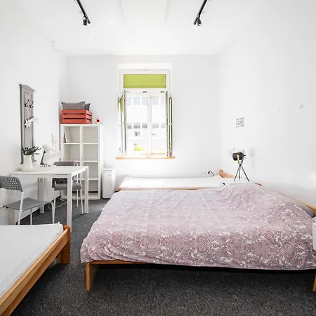 Hostel Master Corner *
